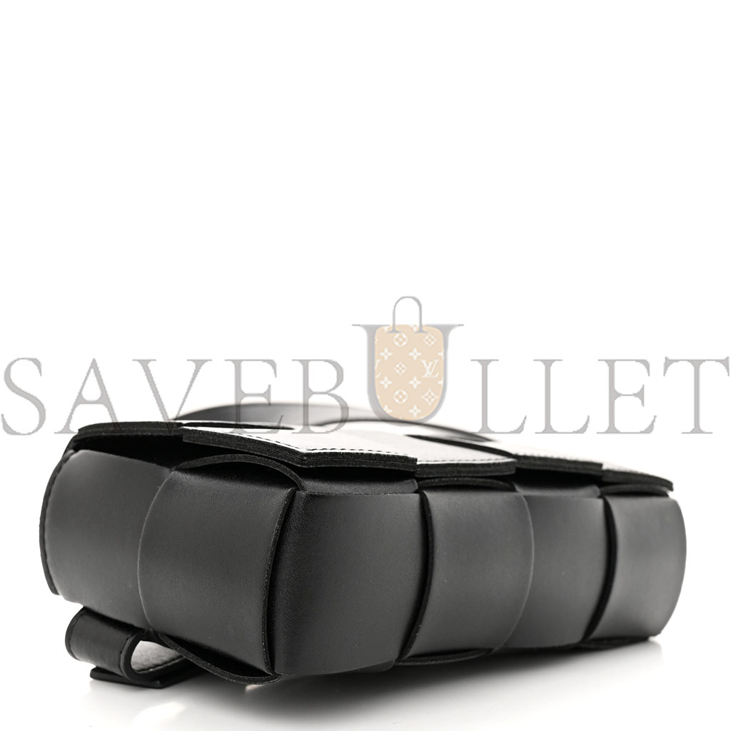 BOTTEGA VENETA NAPPA MAXI INTRECCIO THE BELT CASSETTE BAG BLACK  (18*10*5cm)