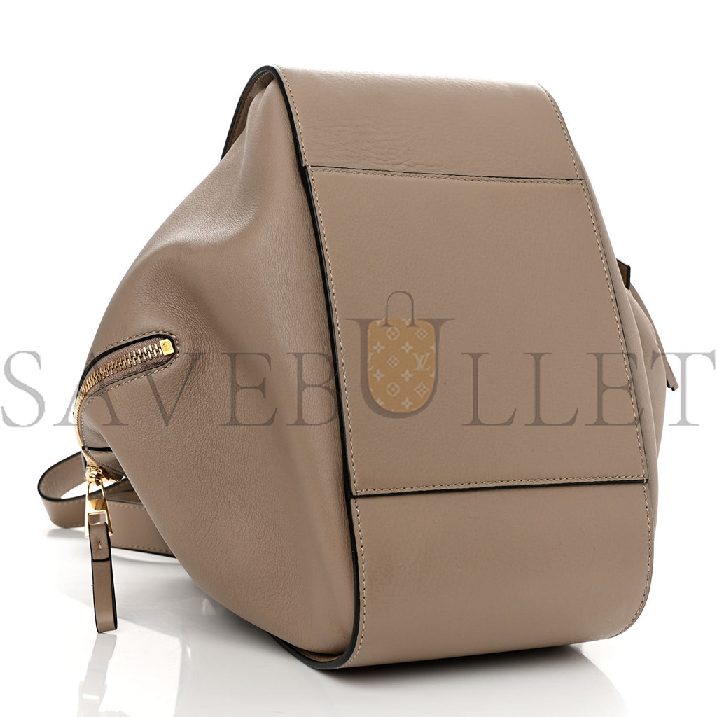 LOEWE CALFSKIN SMALL HAMMOCK SHOULDER BAG SAND (30*25*13.5cm)